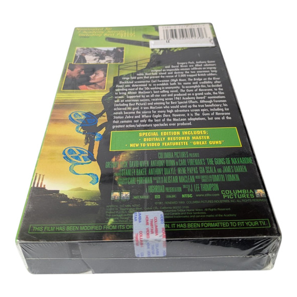 VHS - The Guns of Navarone Movie - Brand New - Sealed - Vintage-Collectable 1961 - Picture 3 of 4